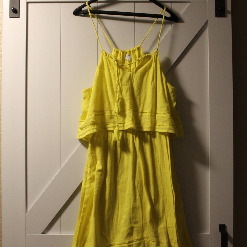 CROWN AND IVY TIERED TOP RACER BACK SPAGHETTI STRAP HI LOW DRESS WITH TASSLES M